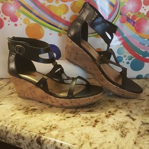 Girl's Cherokee black wedge dress shoe.